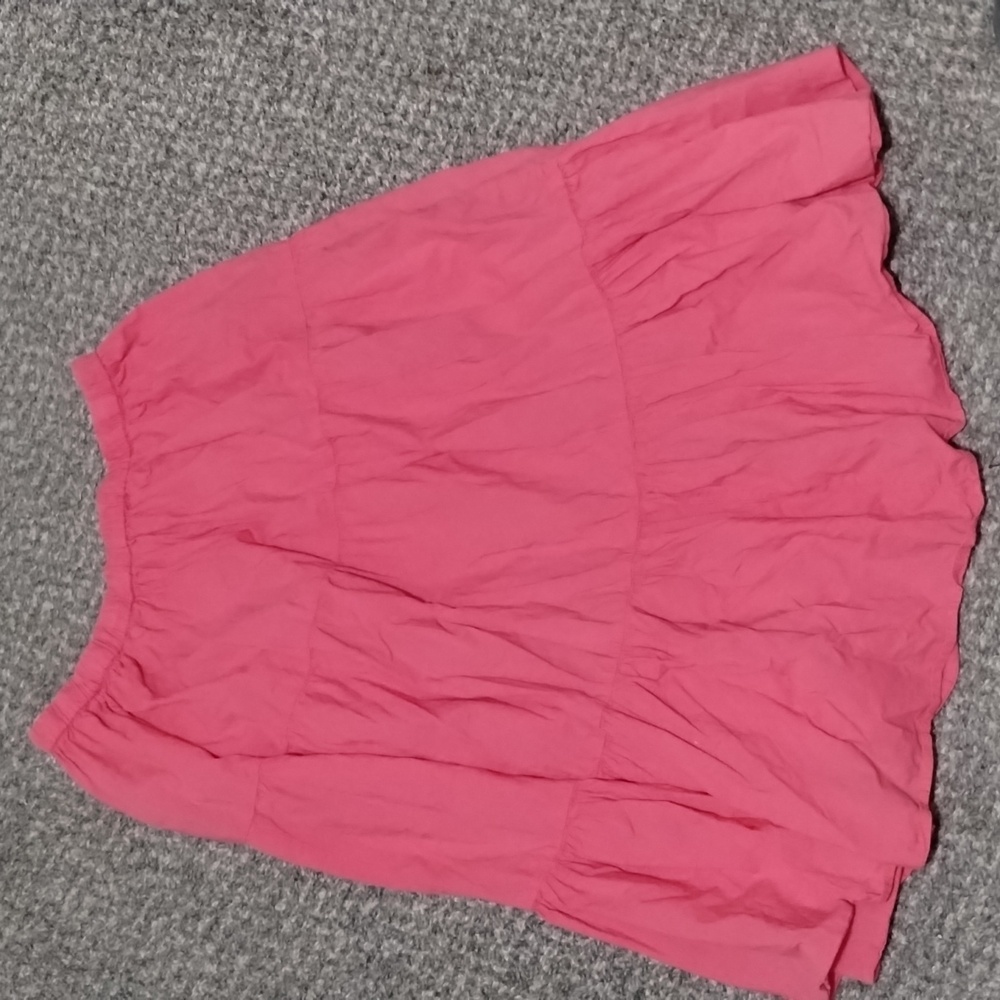 White stag Coral skirt Small 4/6 fits medium